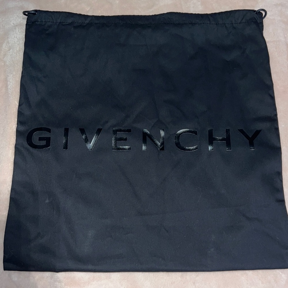 COPY - Givenchy dust bag